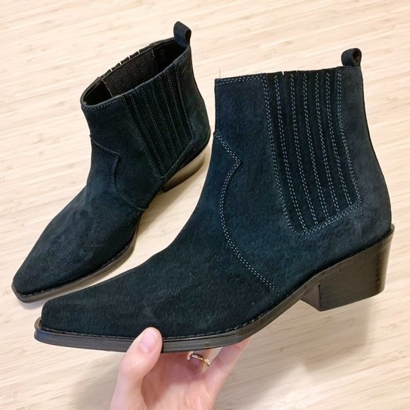Calvin Klein Jeans Suede Pointy Toe Ankle Boots - Picture 1 of 8